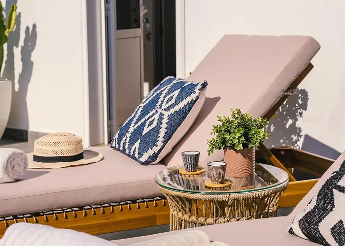Casa Lola Tías